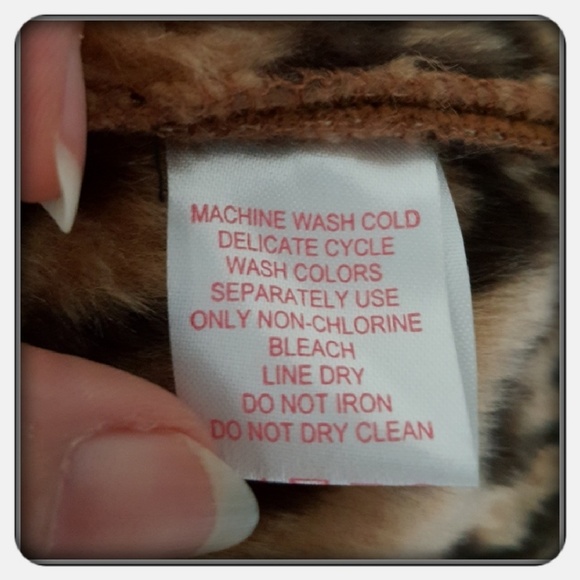 Woman's Tan Coat Size 2X - Picture 4 of 8